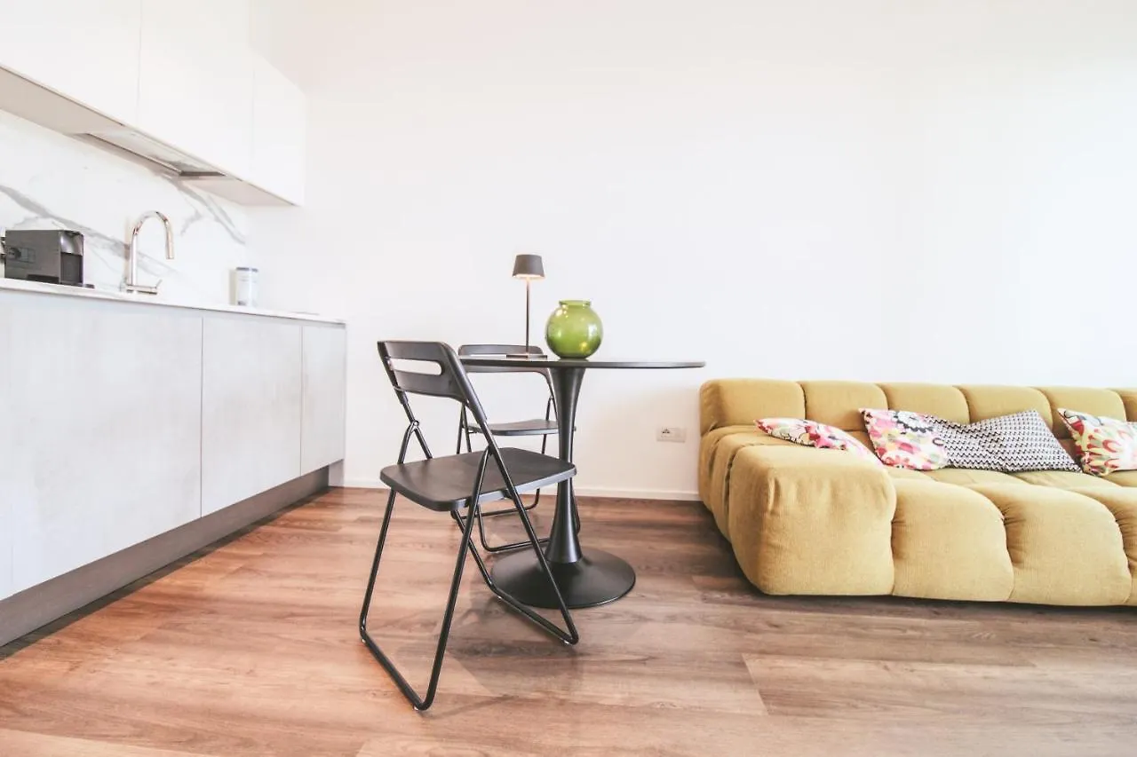 Appartamento Terrenas Vercana Daire